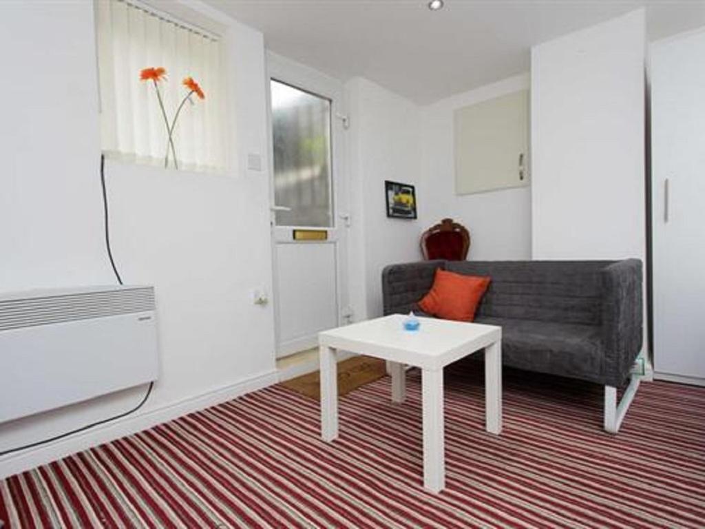 Brownhill Studio In Leeds Leeds  Camera foto